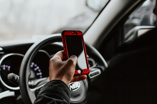 The Effects of Distracted Driving and How to Stay Focused on the Road