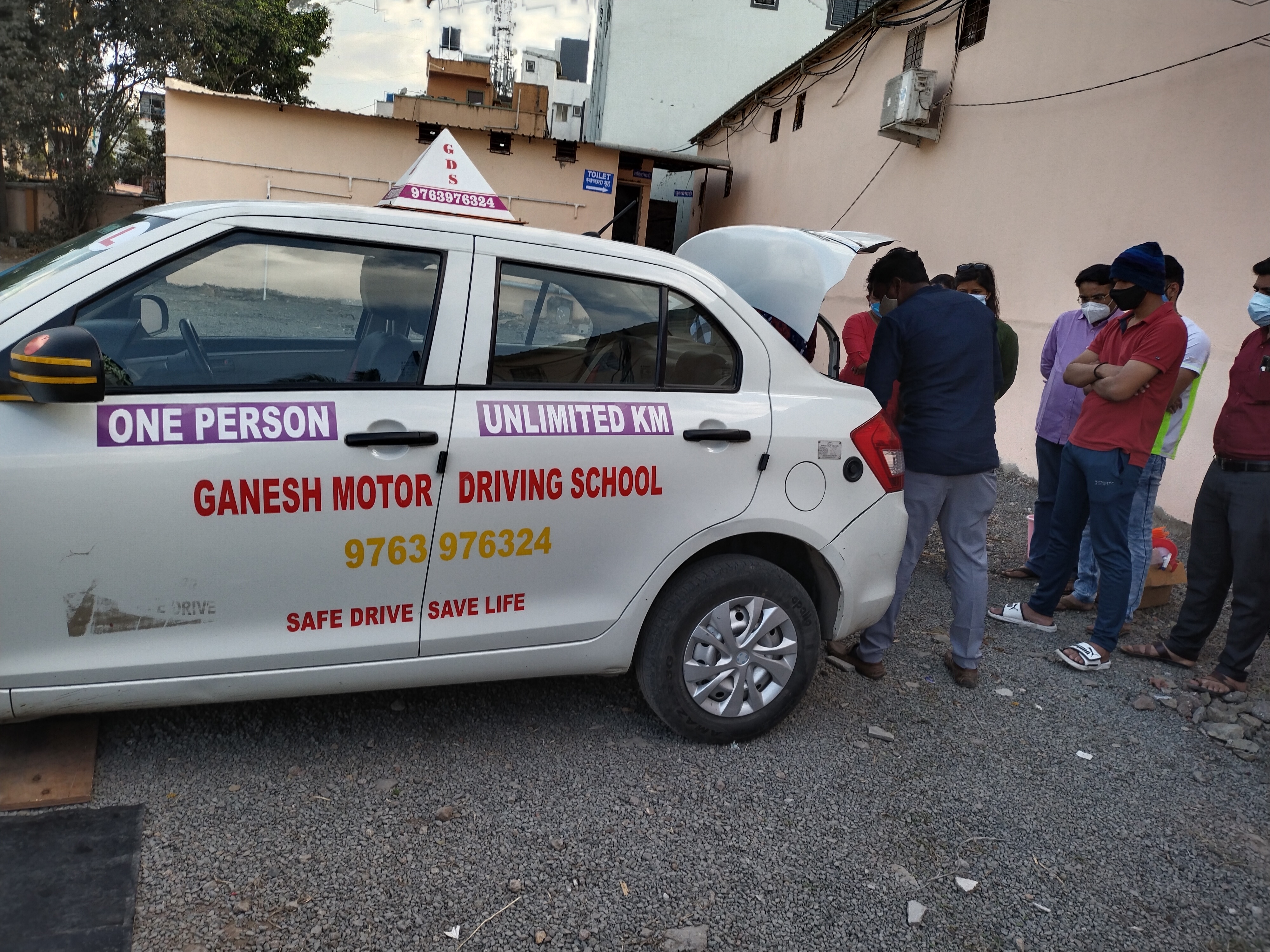 Ganesh Motor Driving School